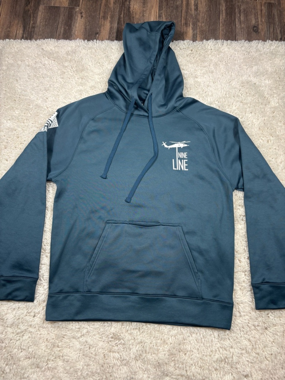 Nine Line Apparel Performance Hoodie Men’s L Beer Holder Pocket Patriotic Flag